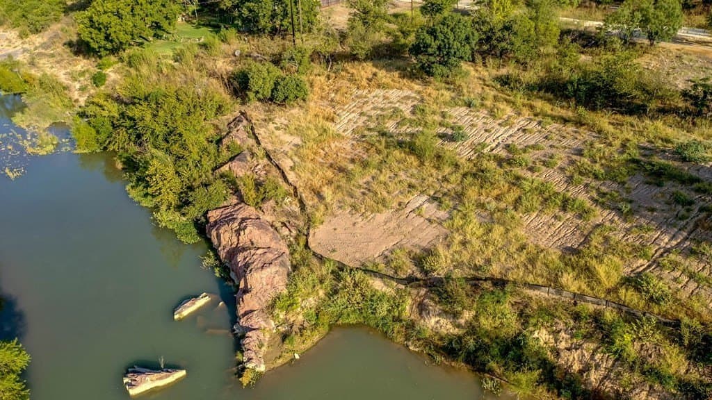 0.25 acres in Llano County - photo 9