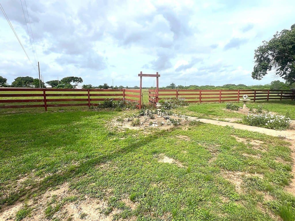 49.77 acres in Austin County gallery image 2