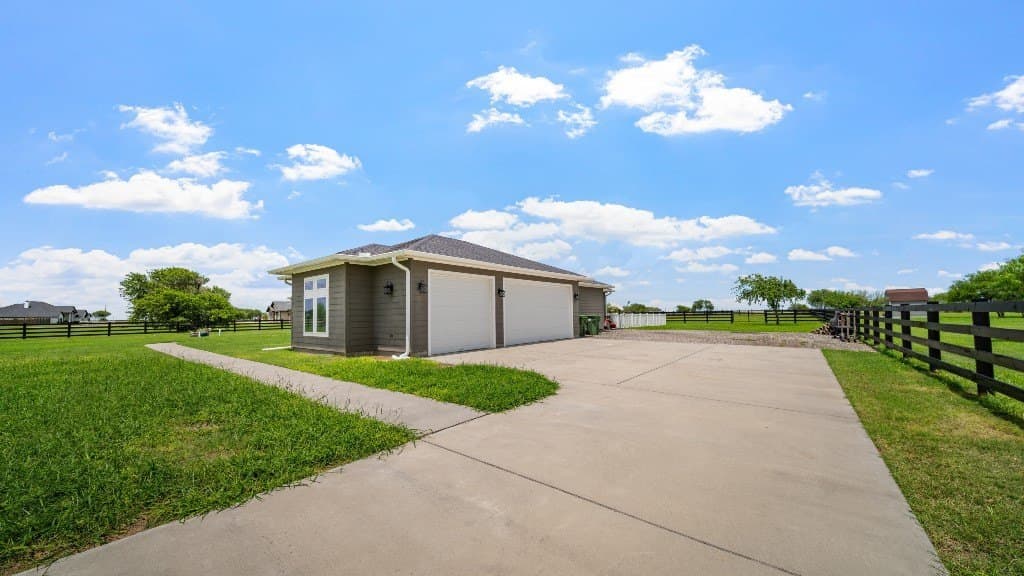 100,000 acres in Nueces County - photo 39