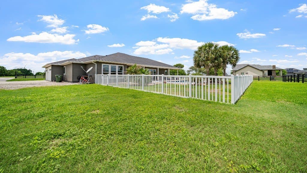 100,000 acres in Nueces County - photo 33