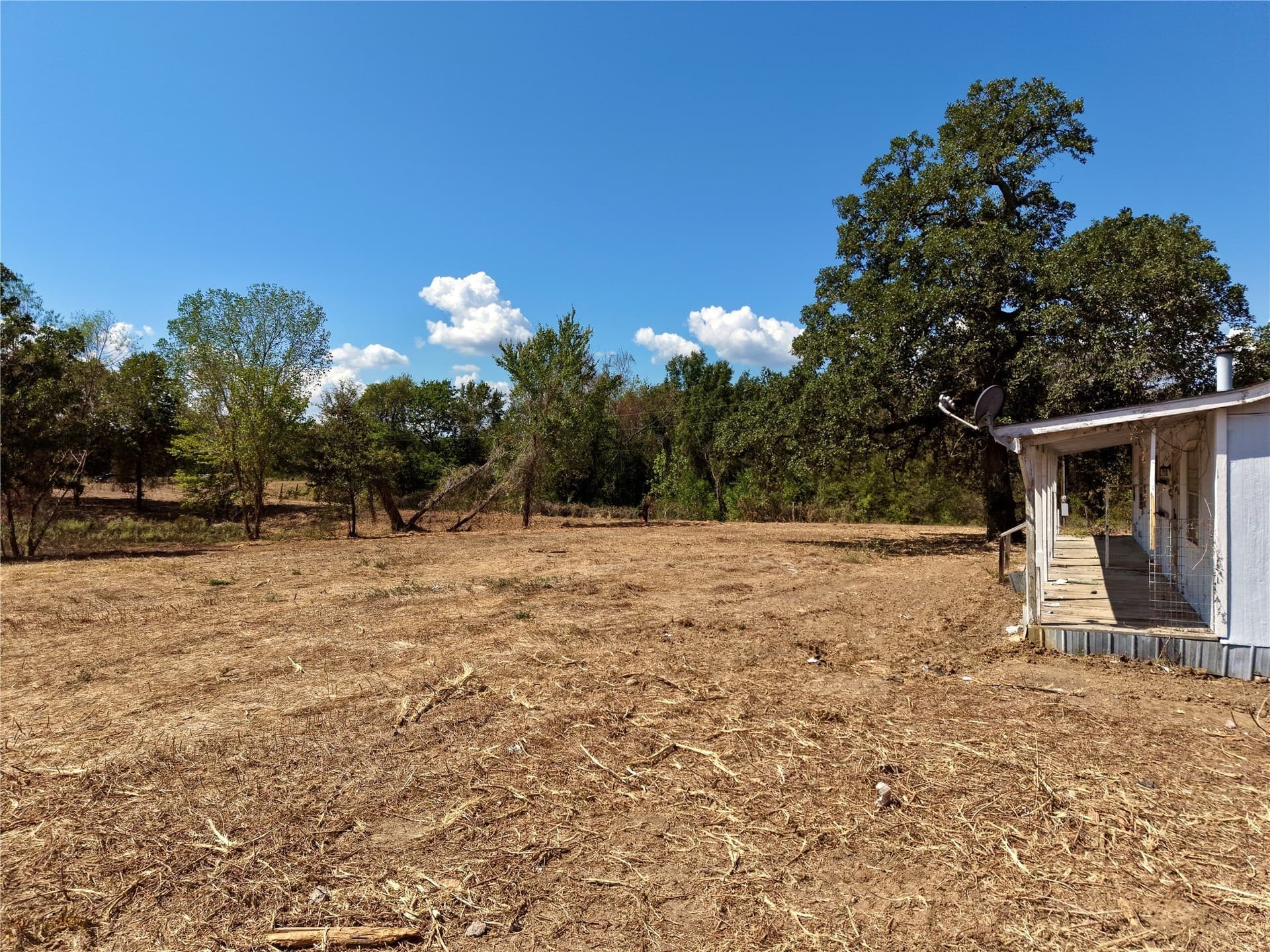 5.47 acres in Henderson County - photo 7