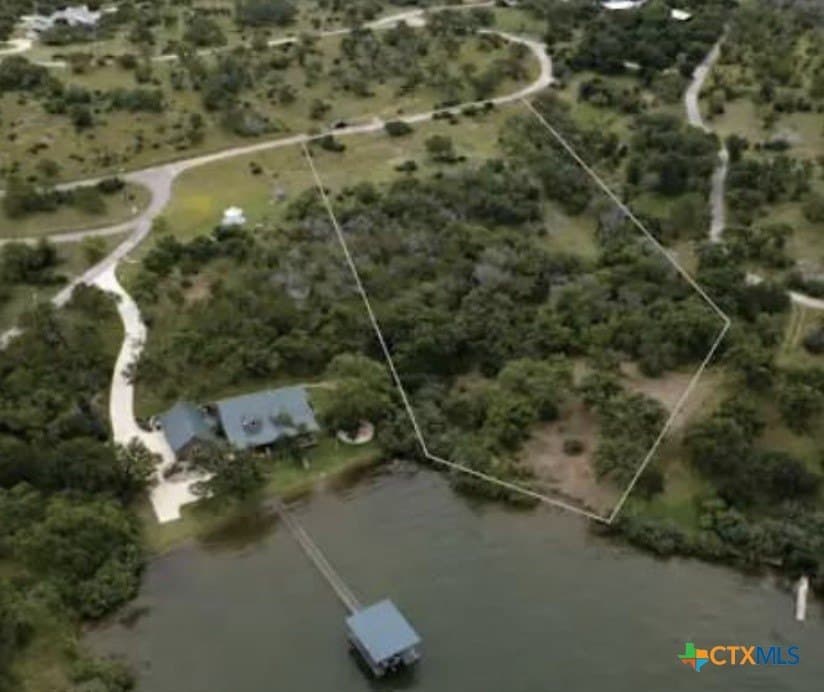 3.12 acres in Burnet County gallery image 3