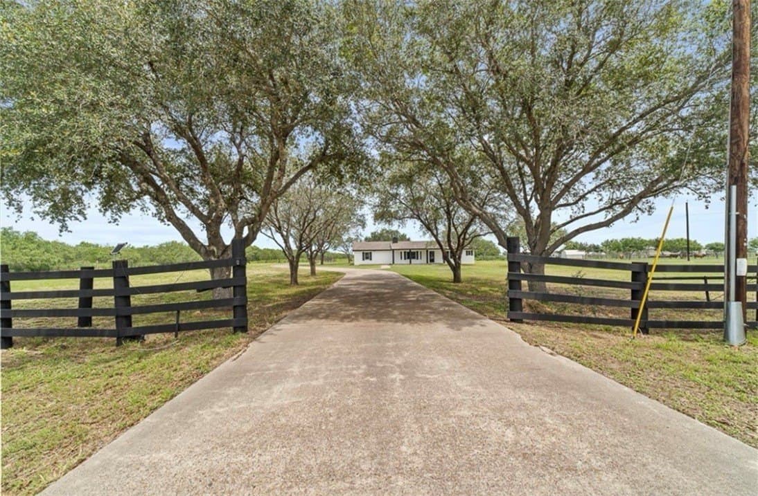 10 acres in San Patricio County