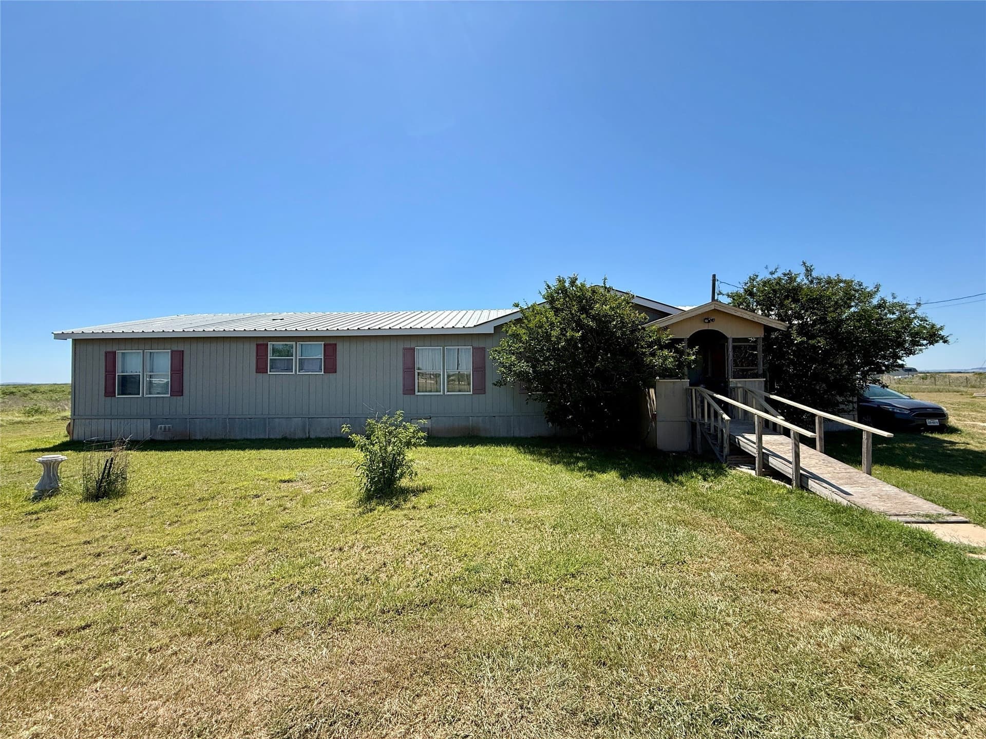 12.33 acres in Jones County