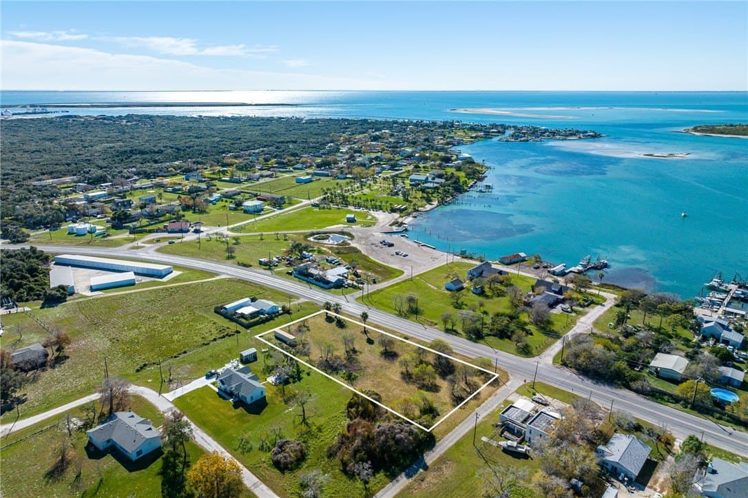 0.96 acres in San Patricio County gallery image 4