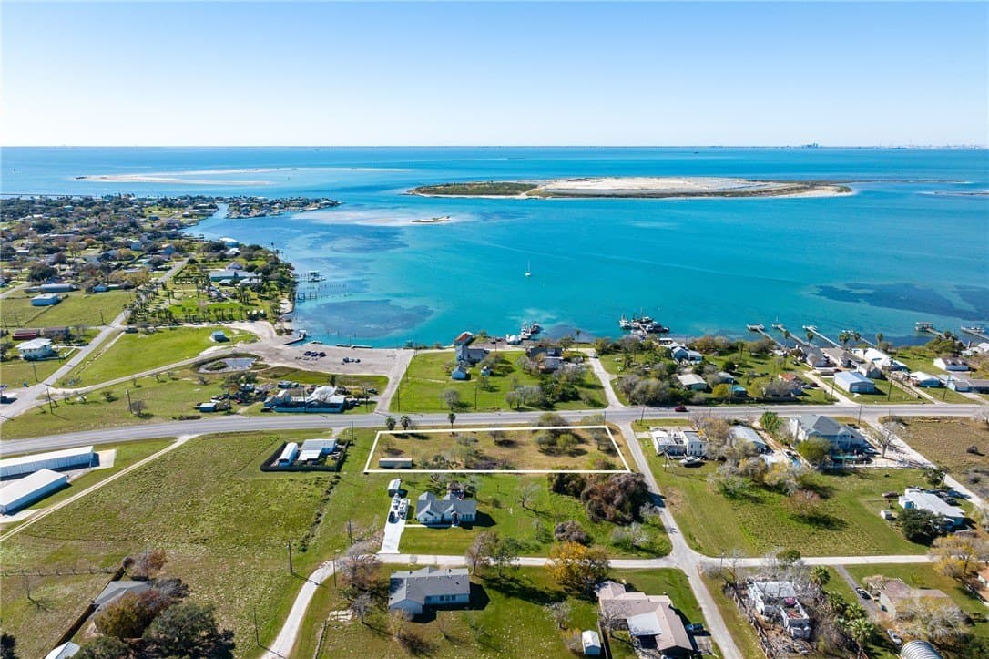 0.96 acres in San Patricio County gallery image 3