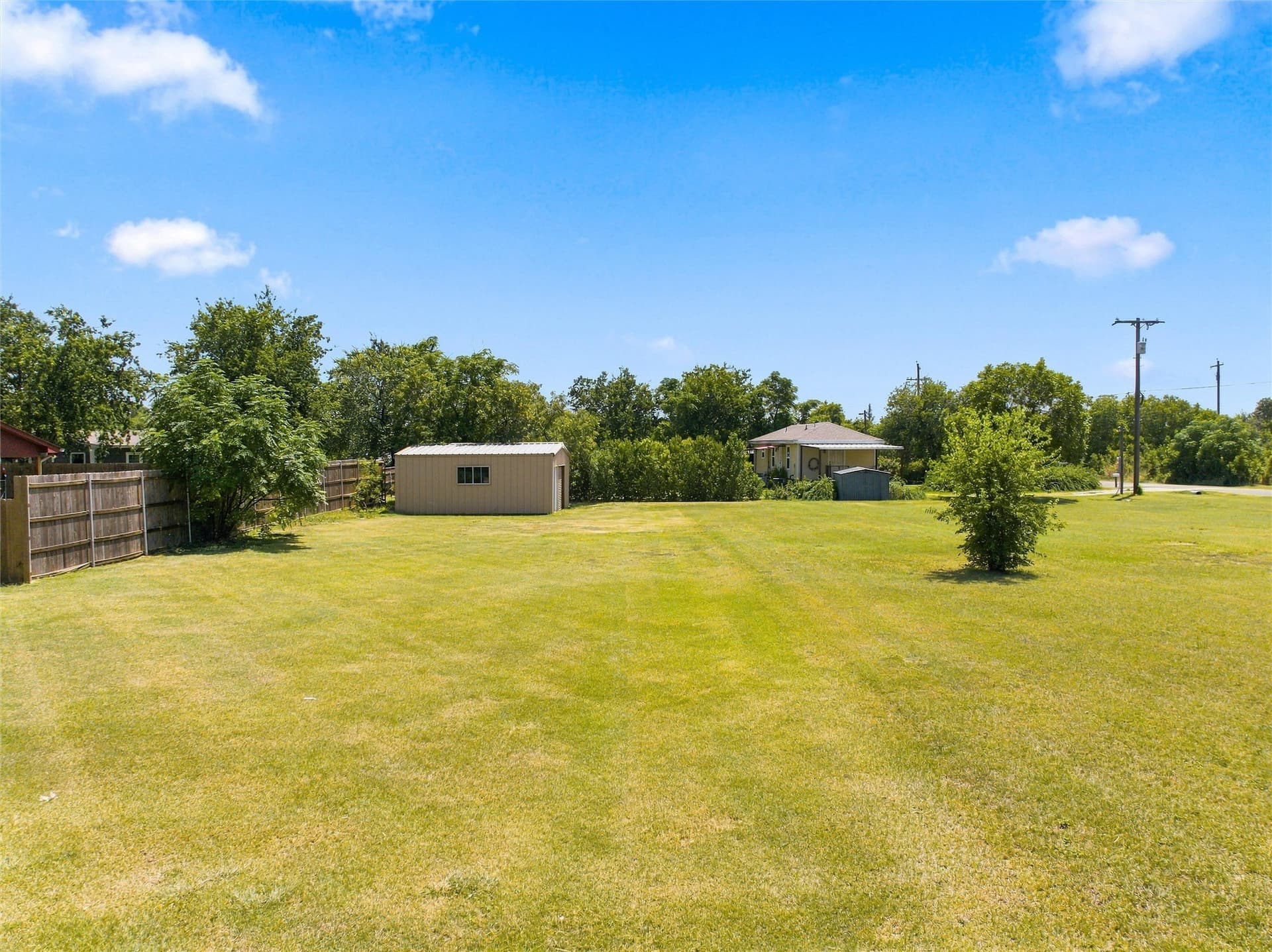 0.4 acres in McLennan County - photo 2