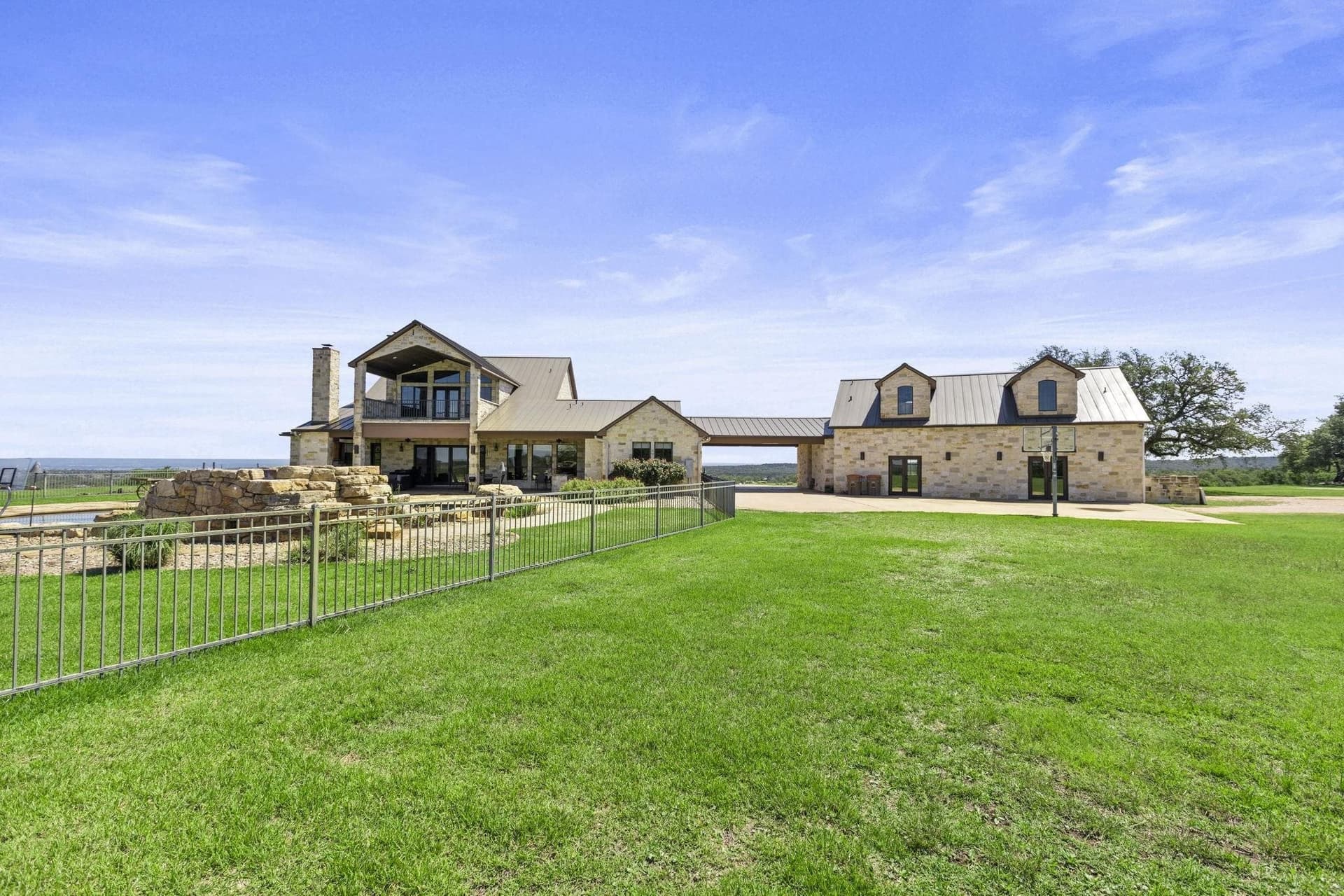 11 acres in Blanco County - photo 32