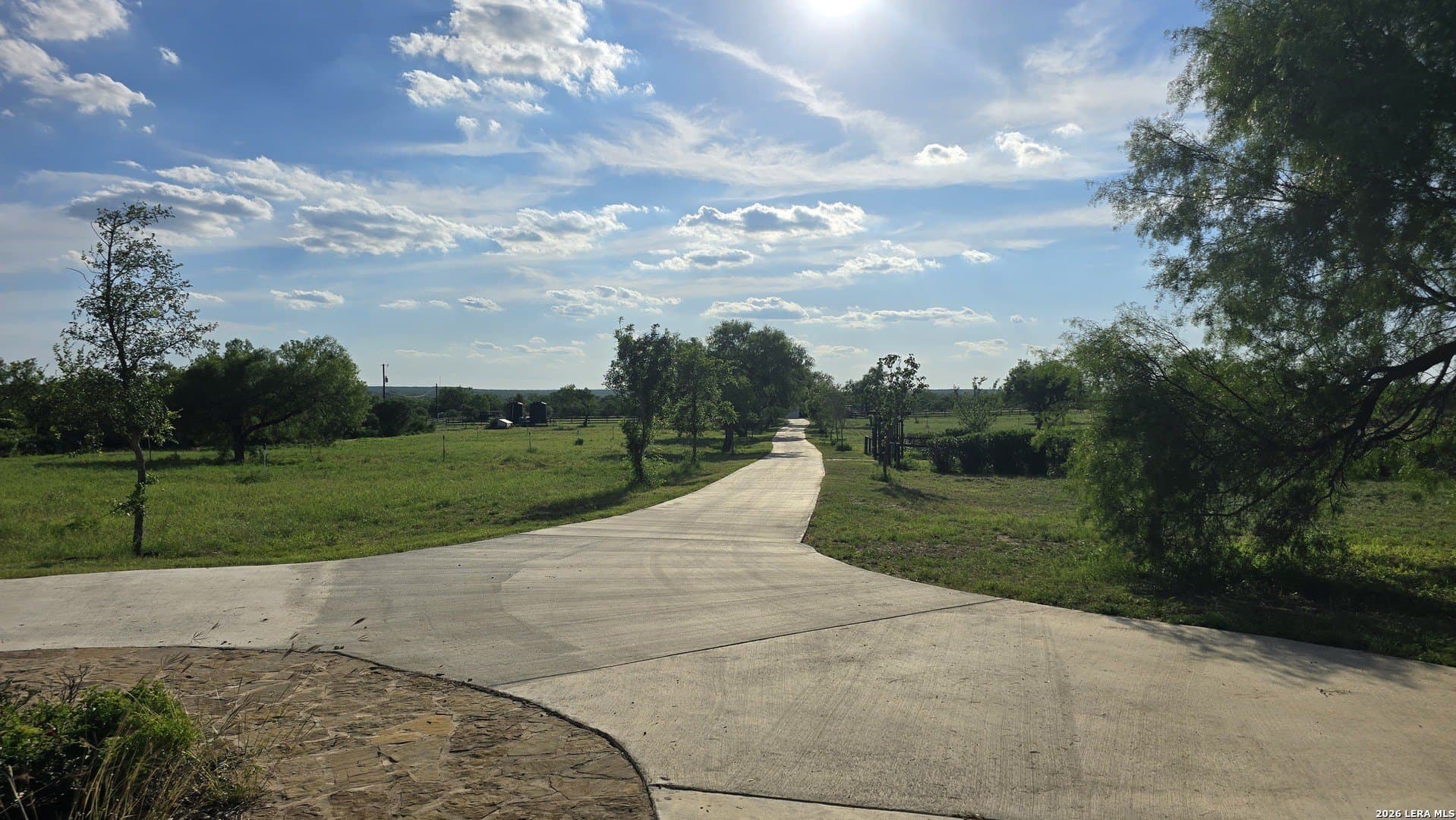 10.3 acres in Frio County gallery image 3