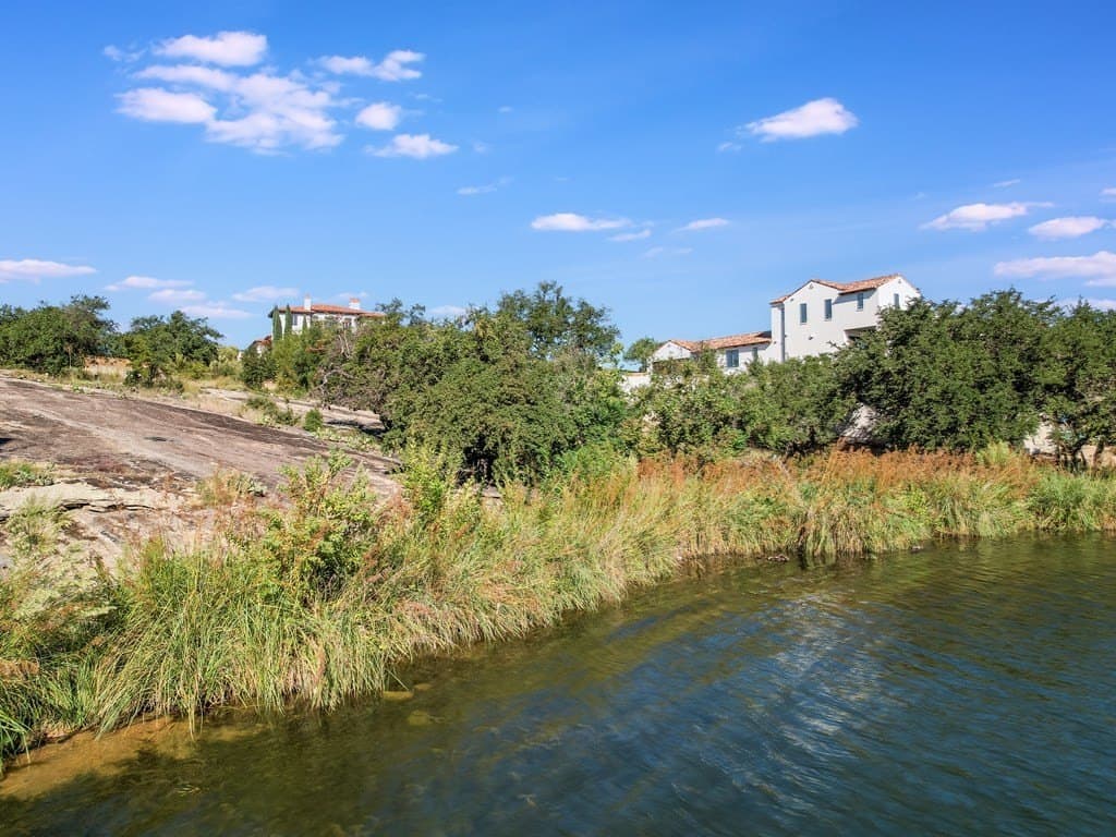 0.37 acres in Llano County gallery image 2