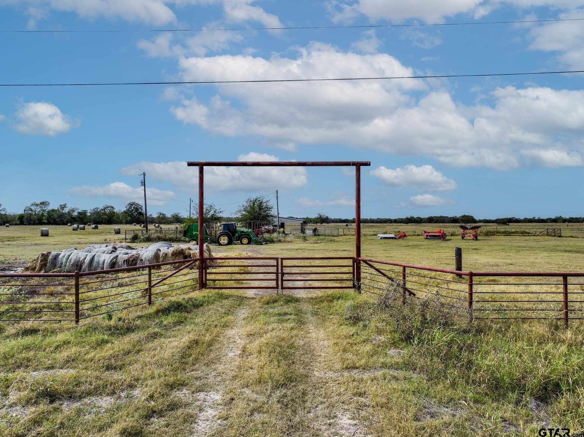 112.08 acres in Hopkins County - photo 41
