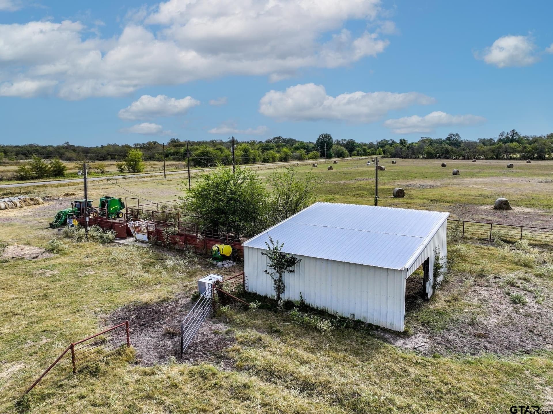 112.08 acres in Hopkins County - photo 34