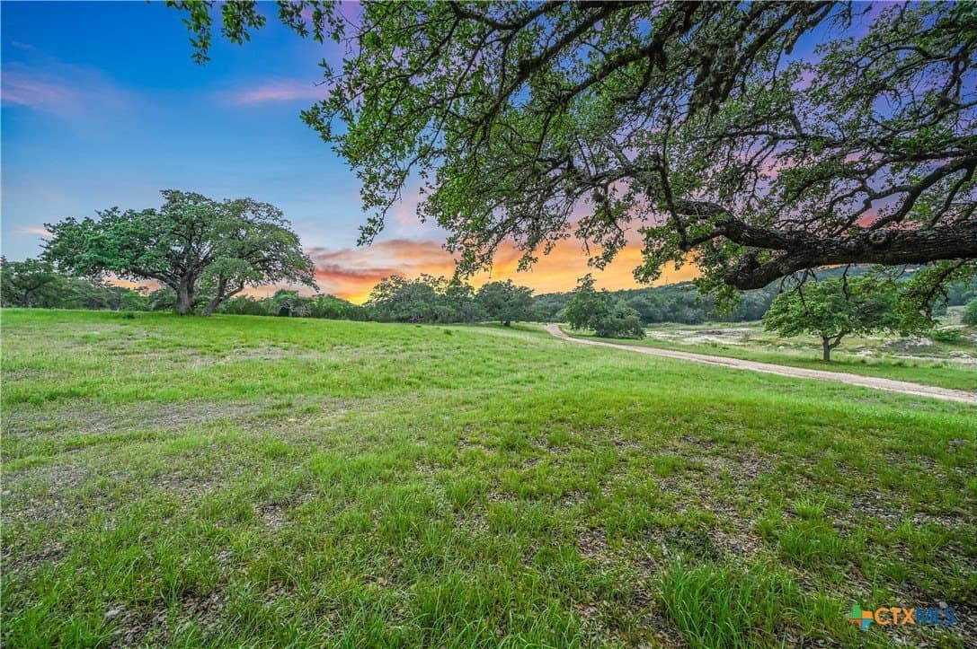 33.39 acres in Comal County - photo 25
