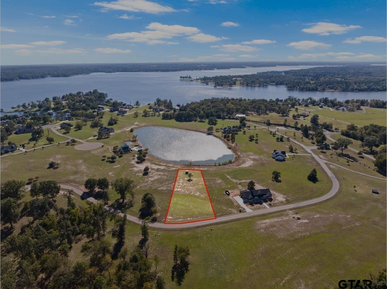 1.08 acres in Titus County gallery image 4