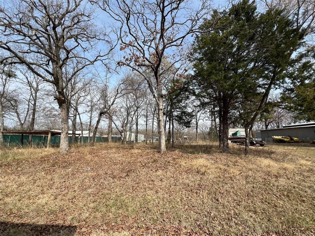 0.11 acres in Henderson County gallery image 3