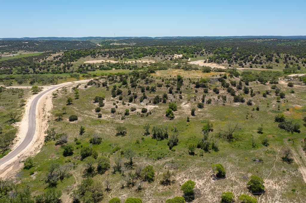 5 acres in Kerr County gallery image 3