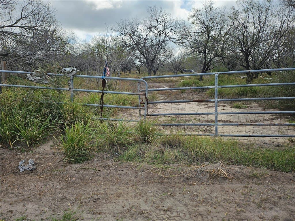 10.47 acres in San Patricio County - photo 20