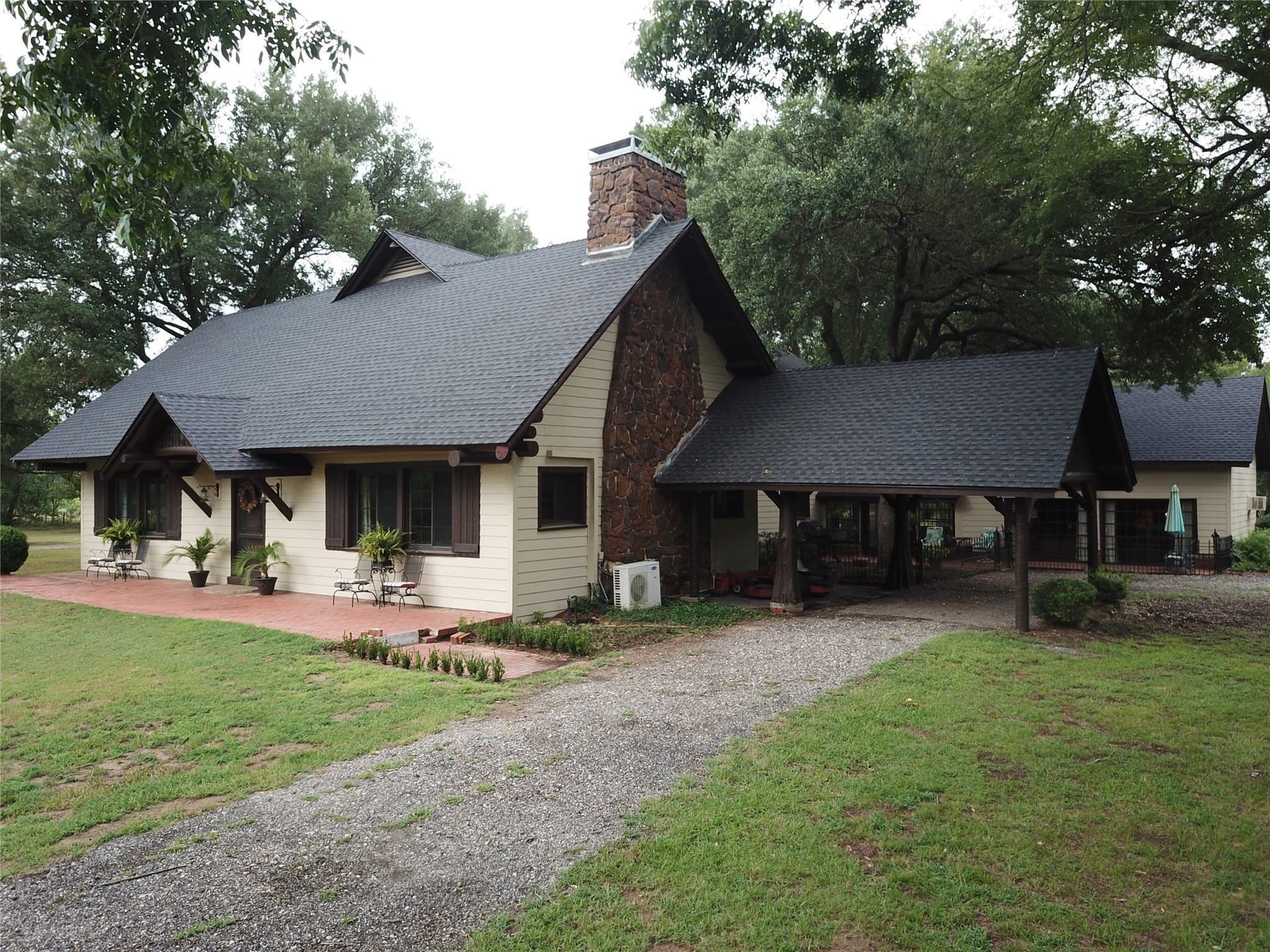 10 acres in Freestone County - photo 4