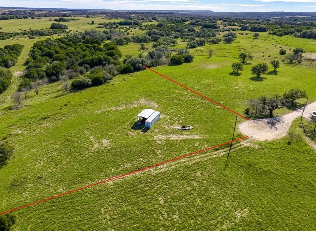 10 acres in Hamilton County