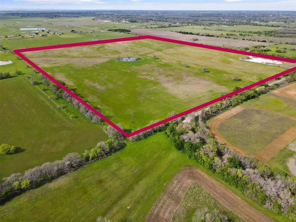 99.77 acres in Johnson County
