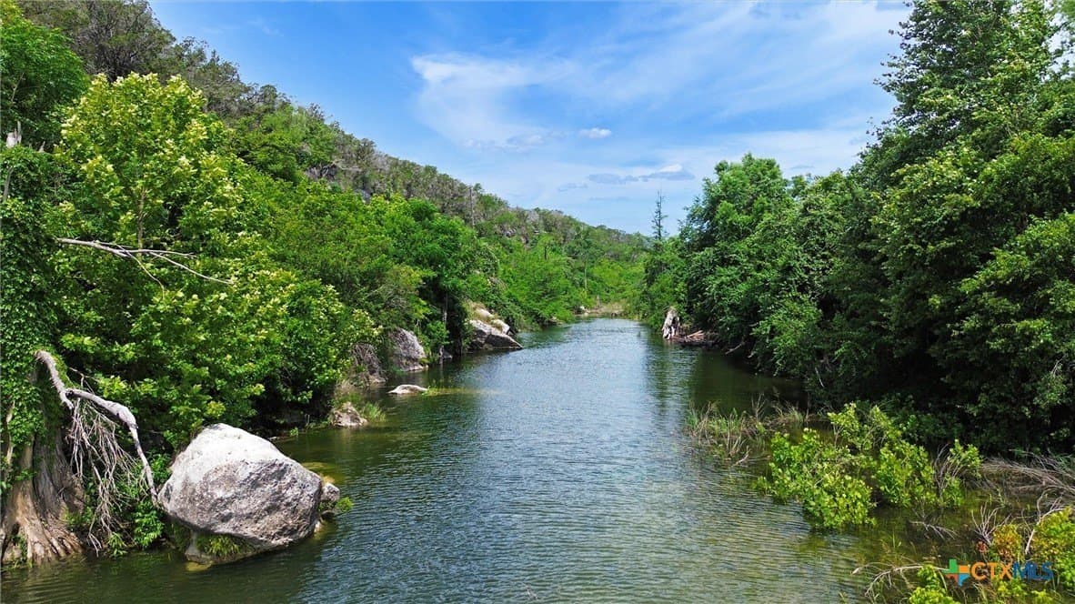 5 acres in Hays County - photo 48