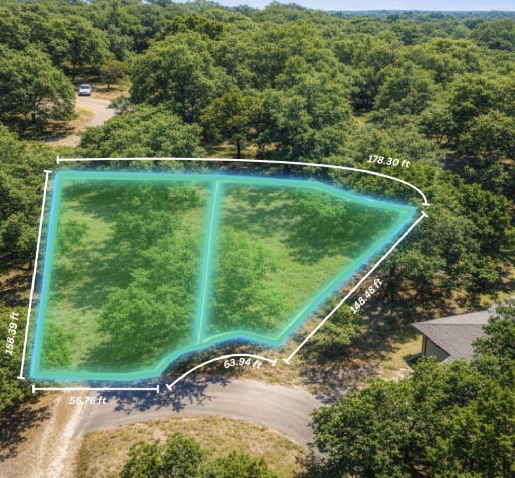 0.52 acres in Henderson County - photo 2