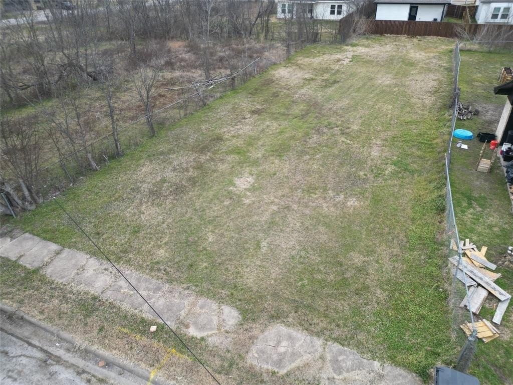 0.13 acres in Navarro County gallery image 2