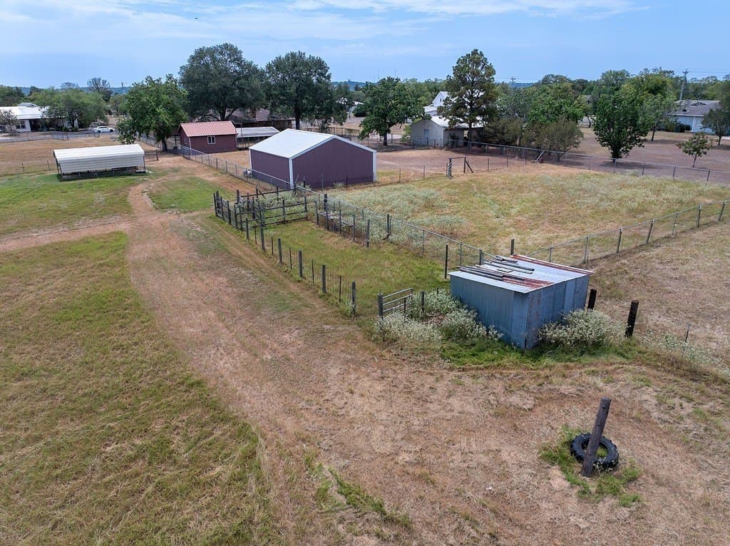 2.61 acres in Fayette County - photo 9