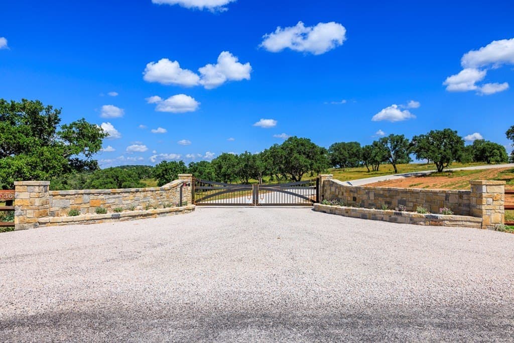 19.1 acres in Llano County gallery image 2