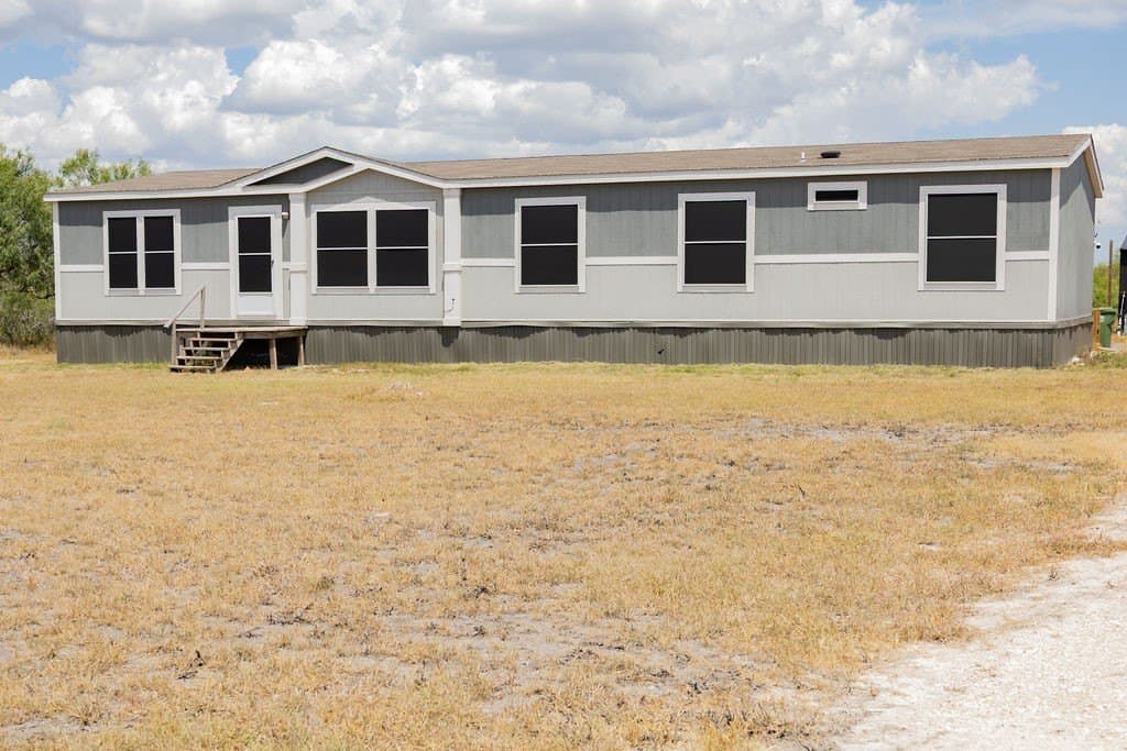 10.03 acres in Jim Wells County