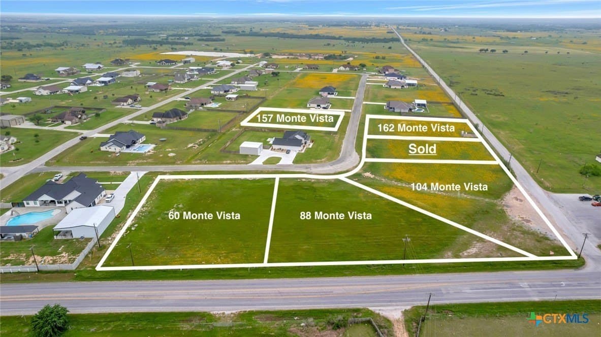 1.01 acres in Victoria County - photo 10