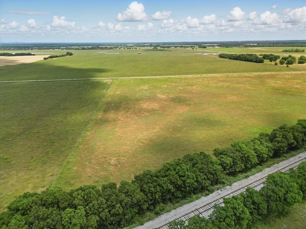 1.95 acres in Hunt County featured view