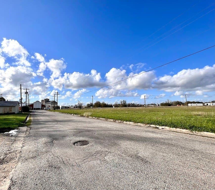 1.51 acres in Wharton County featured view