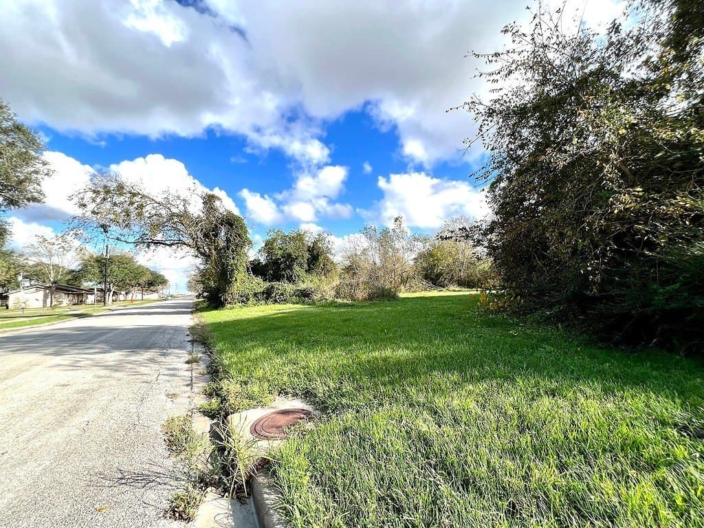 1.51 acres in Wharton County - photo 6