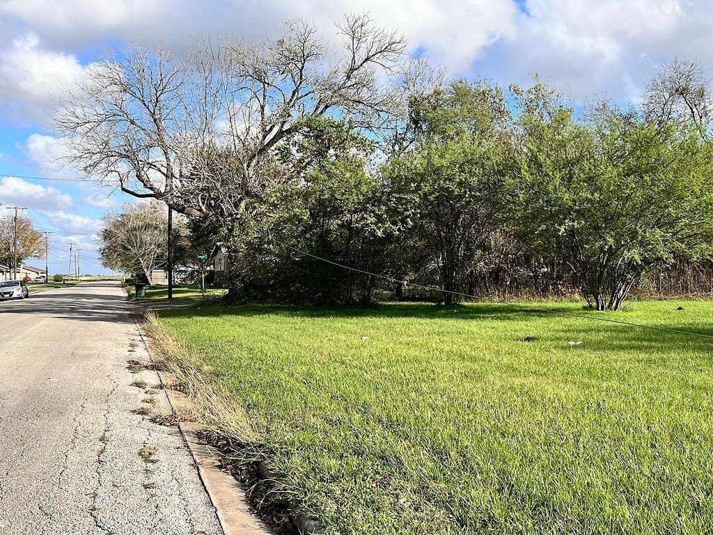 1.51 acres in Wharton County - photo 14