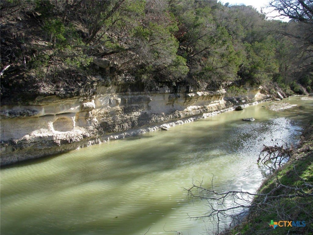 5.01 acres in Coryell County gallery image 4