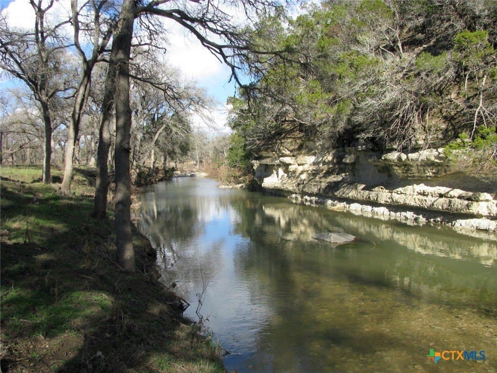 5.01 acres in Coryell County gallery image 2