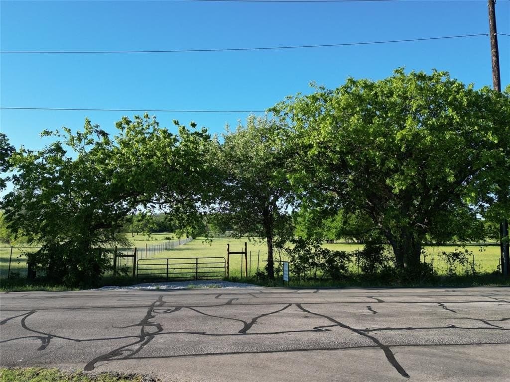 7.37 acres in Denton County