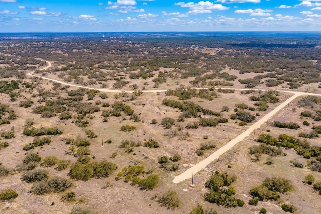 12 acres in Kerr County - photo 2