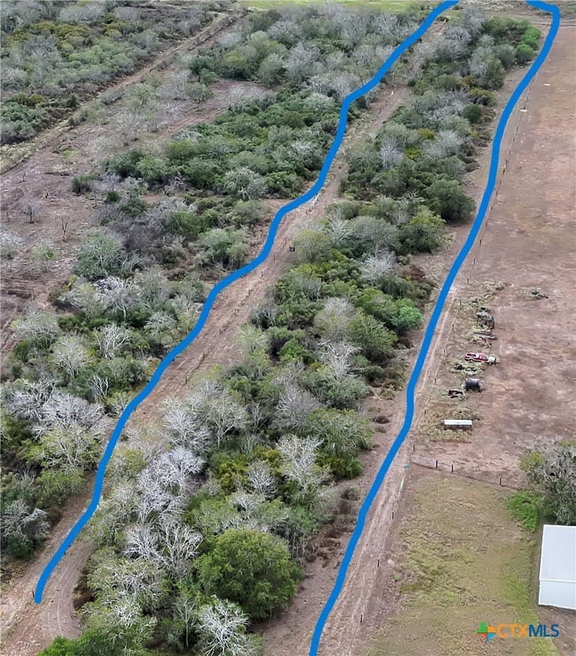 8.23 acres in Victoria County - photo 11