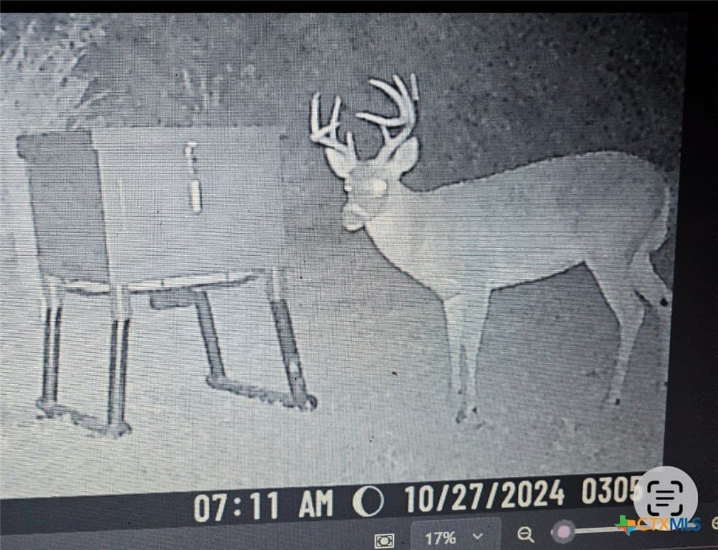 8.23 acres in Victoria County - photo 18