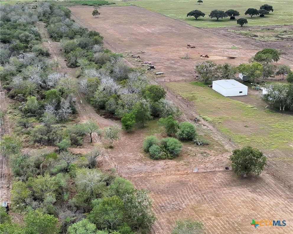 8.23 acres in Victoria County - photo 12
