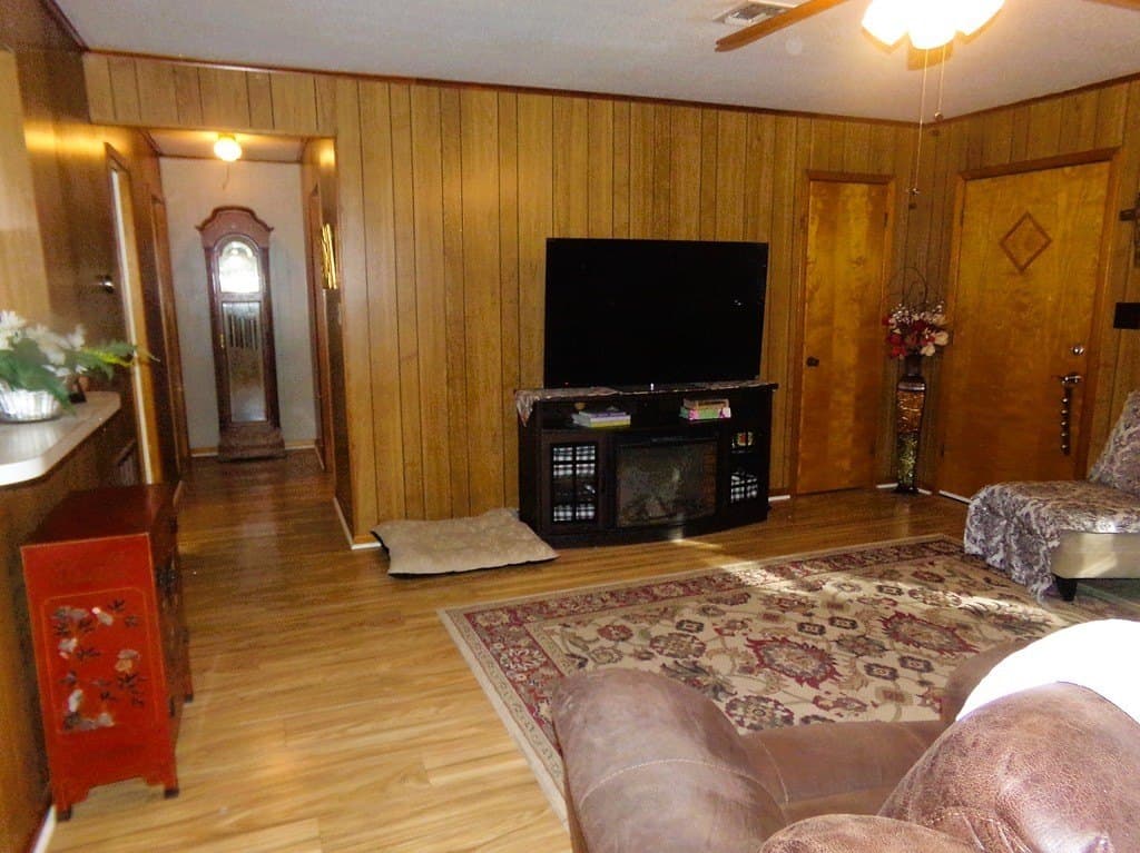 2 acres in Colorado County - photo 7