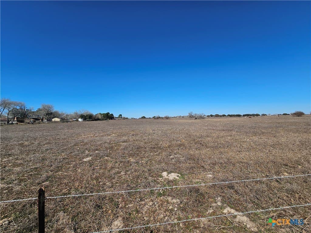 3 acres in Victoria County featured view