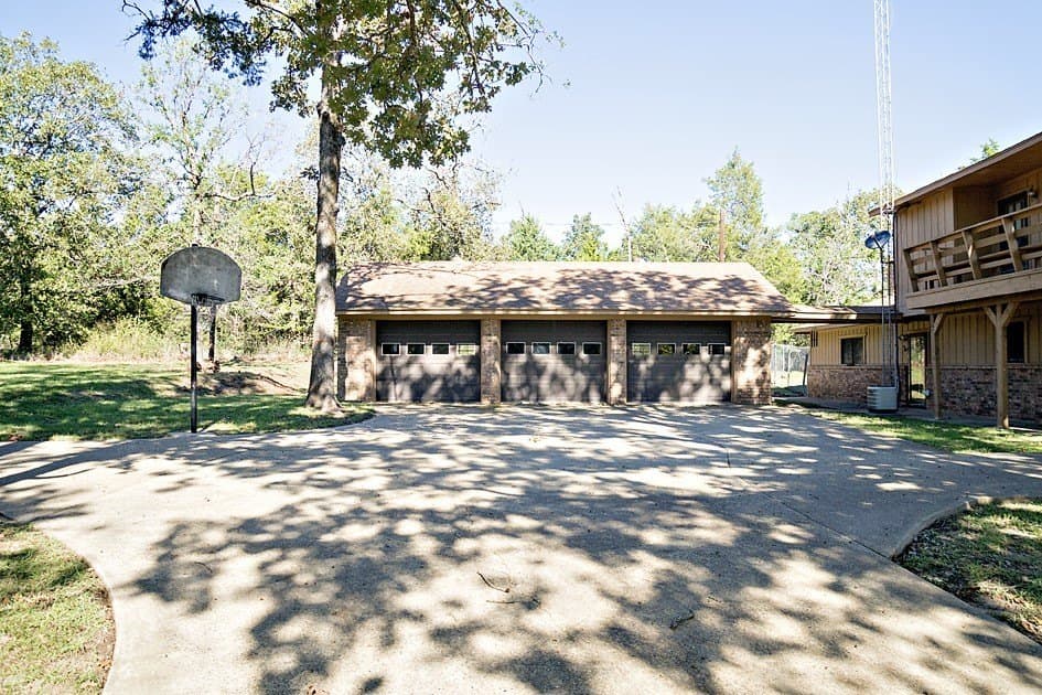 42.79 acres in Henderson County - photo 17