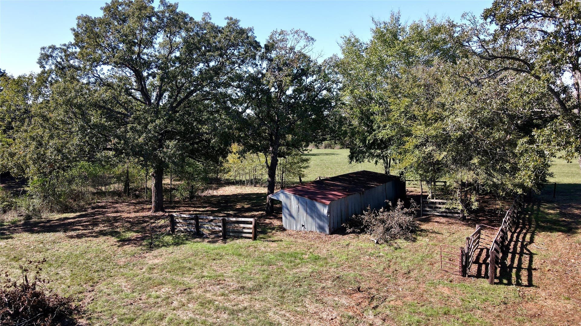 42.79 acres in Henderson County - photo 24