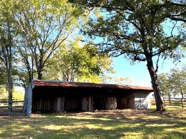 42.79 acres in Henderson County - photo 23