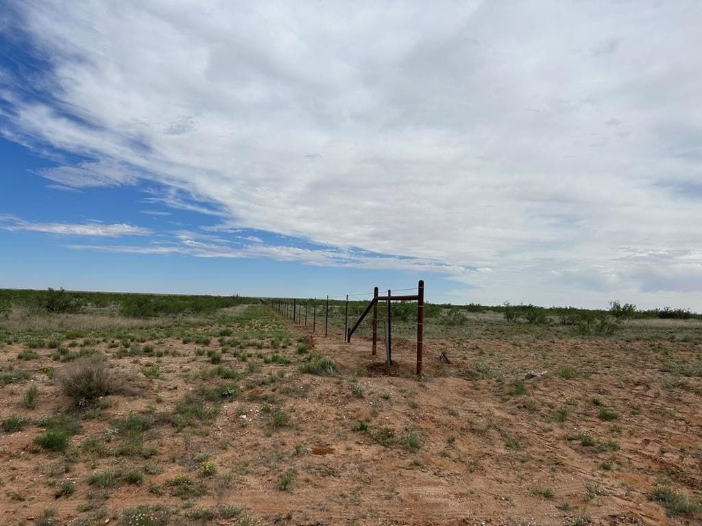 10.01 acres in Andrews County - photo 9