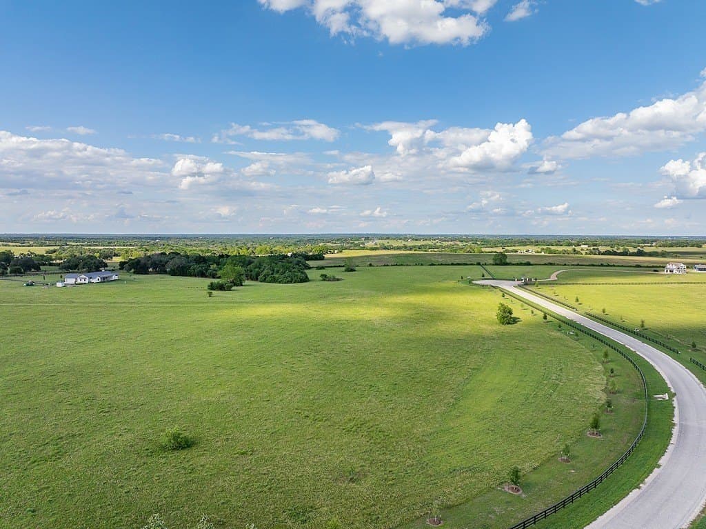 8.34 acres in Fayette County featured view