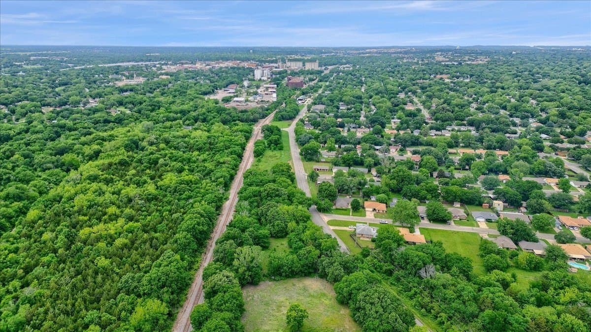 3.17 acres in Grayson County gallery image 2